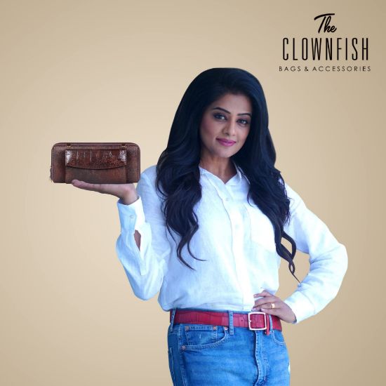 Picture of THE CLOWNFISH Radiance Series Womens Ladies Wallet Purse with Front snap Flap Mobile Pocket (Dark Brown)