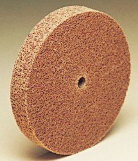 Picture of Scotch-Brite™ Scotch-Brite Cut/Plsh Untz Whl 3"X1/4"X3/8" 7A Part# - 7100122430