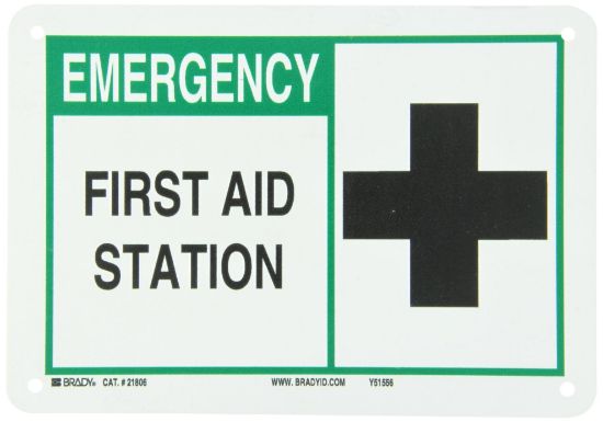 Picture of Brady® B401 7H X 10W Ansi Blk Grn/Wht First Aid Part# - 21806