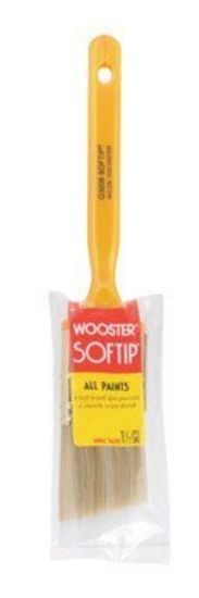 Picture of Wooster 1-1/2" Softip Angle Sashpaintbrush Part# - 0Q32080014