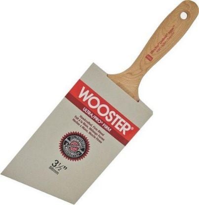 Picture of Wooster 3-1/2" Ultra/Pro Firm Angle Wall Brush Part# - 41800034