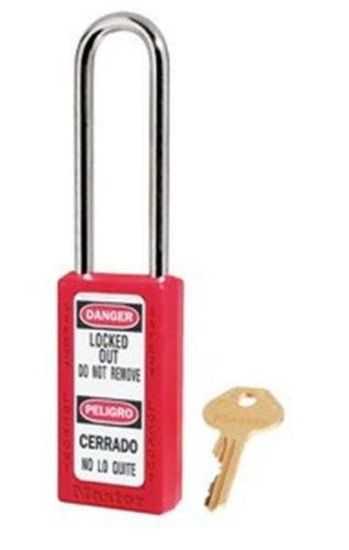 Picture of Master Lock® Lt. Weight Xenoy Safetylockout Padlock 3" Shack Part# - 411Ltred